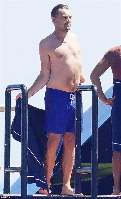 Leonardo Dicaprio Shows Off His Shirtless Physique Daily Mail Online