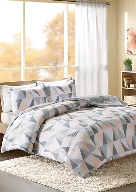 Intelligent Design Kai Solid Chevron Quilted Reversible Microfiber To