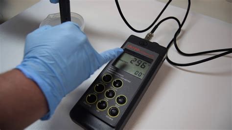 How To Use A Conductivity Meter Youtube