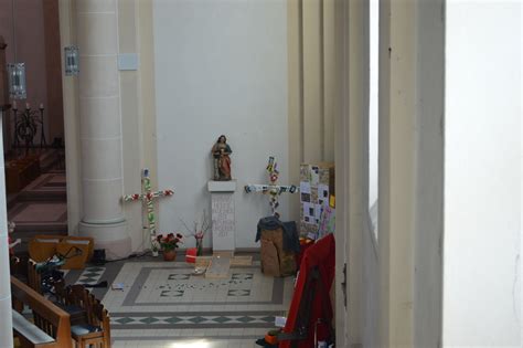 Kreuzweg am karfreitag mit erzbischof rainer kardinal woelki aus dem kölner dom am 10.04.2020 подробнее. Karfreitag: Kreuzweg für Kinder und Familien am 19. April