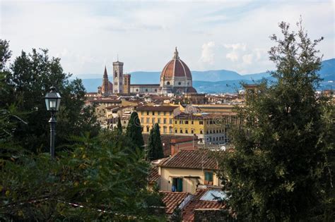 panoramic view of florence with palazzo vecchio santa maria del fiore cathedral and other