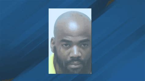 Beaufort County Crime Stoppers seek public help to locate wanted man