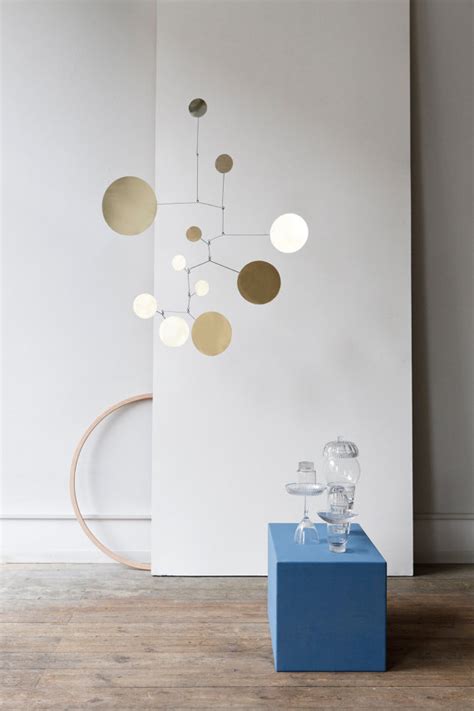 I usually go for a thicker chop because they keep more of their moisture during cooking and while you c an cook pork chops in the oven, it can be difficult to achieve good results. Mobiles by Lappalainen - Inattendu