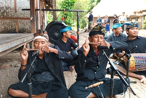Mengenal Alat Musik Genggong Idiofon Khas Suku Sasak Di Lombok