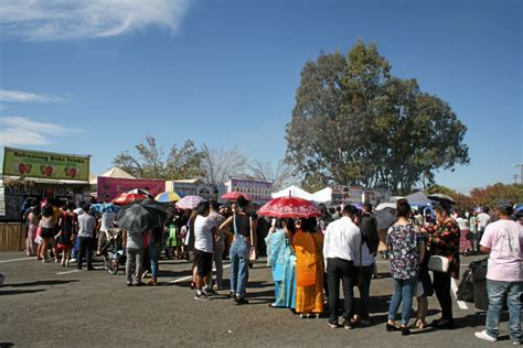 Oroville Hmong New Year Festival draws in thousands - Chico Enterprise ...