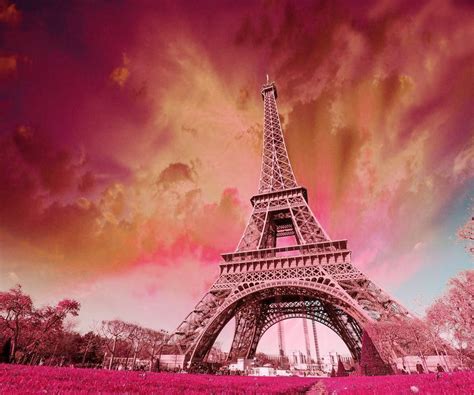 Wallpaper Pink Eiffel Tower Gudang Gambar