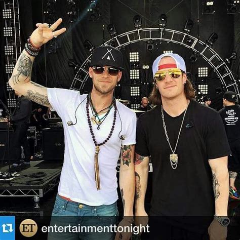 bryan kelly and tyler hubbard better known as florida georgia line florida georgia line