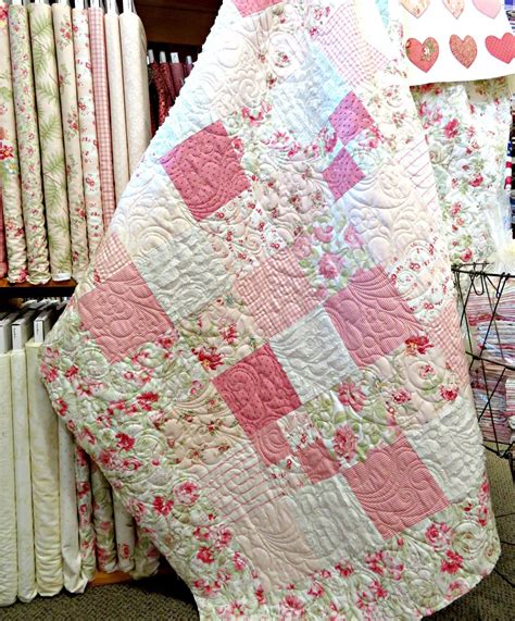 Pink Shabby Kit Chenille Quilt Pinwheel Quilt Pattern Textured Quilt