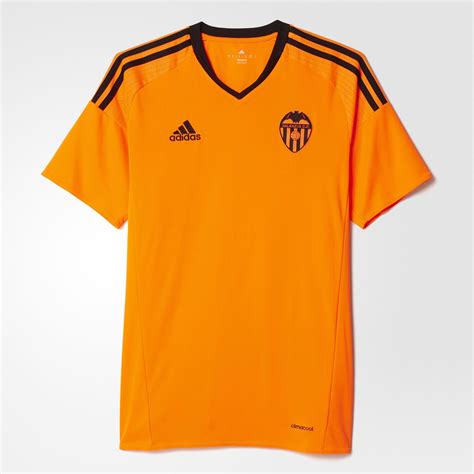 Rejected Valencia 16 17 Home And Away Kits Pop Up On Footy