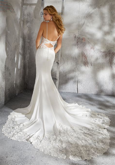 wedding-dress-mori-lee-bridal-fall-2018-collection-8283-lizzie