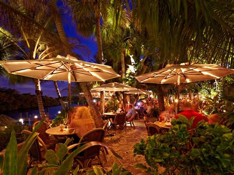 South Floridas Hottest Beach Bars Florida Vacation Destinations
