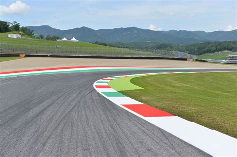 Randstein eingangs kurve 9 muss weichen. F1, Come si guida al Mugello: Le 14 curve del circuito ...