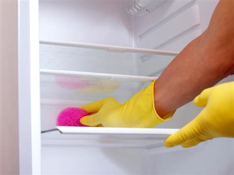 10 Tips For A Cleaner Refrigerator Hgtv