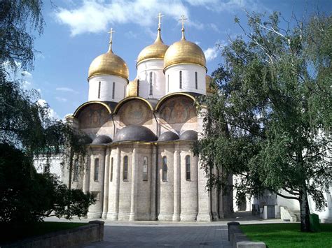 Asisbiz Moscow Kremlin Assumption Cathedral