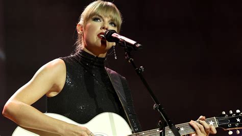 Lawmakers Criticize Ticketmaster After Taylor Swift Presale Snags The