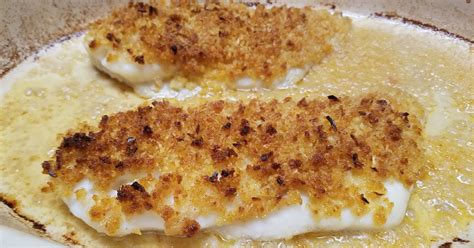 Gently toss between your hands so any bread crumbs that haven't stuck can fall away. Cooking with Julian: Baked Orange Roughy - Almondine Optional