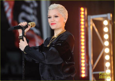 Jessie J Jessie J Jessie Shave Her Head