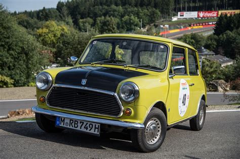 Mini And Mr Bean Two Stars That Celebrate 30 Years Since The First Tv