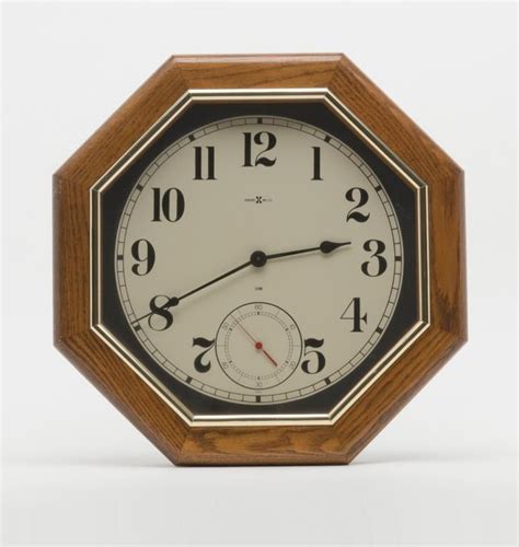 Modern Octagon Howard Miller Oak Wall Clock Approx 20 In Diameter