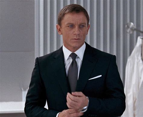 How To Dress Like James Bond Suits Expert