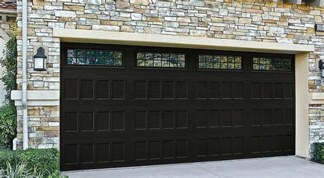 Doors Done Right Garage Doors And Openers Amarr Brand Hillcrest