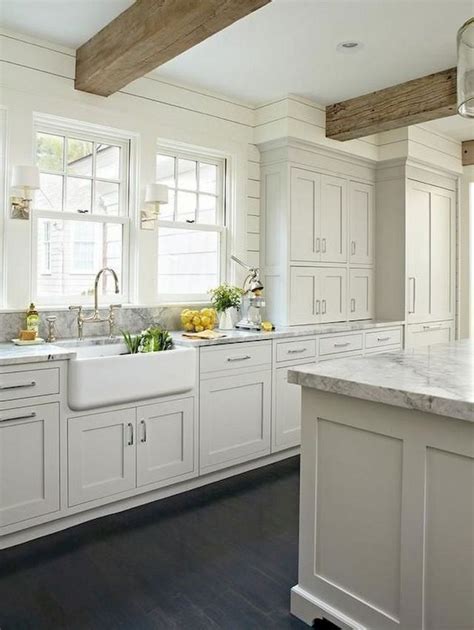 70 Amazing Farmhouse Gray Kitchen Cabinet Design Ideas 73