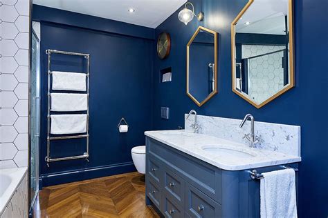 Small Bathrooms In Blue And White Trendy And Timeless Duo