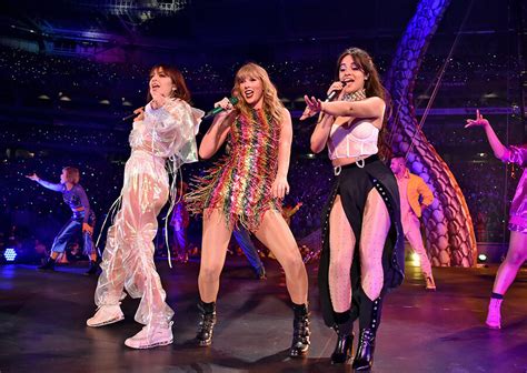 Taylor Swift Kicks Off Reputation Tour At Phoenix Stadium Setlistfm