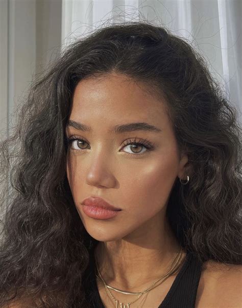 Pin By Skye Casiano On Hair And Beauty Brown Hair Green Eyes Curly Hair Styles Black Curly Hair