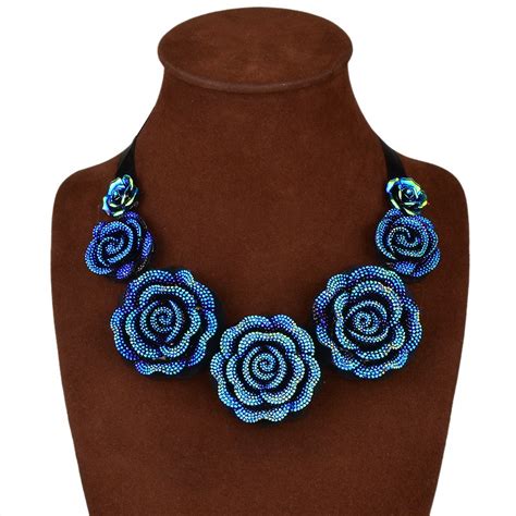 Fashionable Coloful Flower Shape Statement Bib Necklace For Women