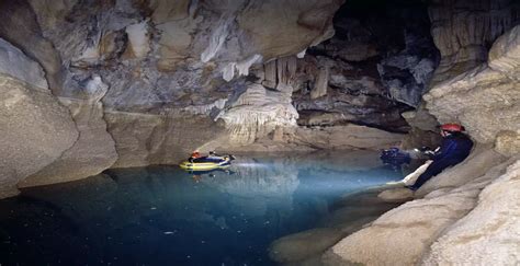 The Spectacular And Mysterious Cave Of The Lakes