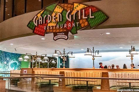 30 Epcot Tips & Secrets from Disney World Pros