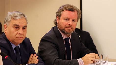 Si has tenido multas informadas por el registro civil al 30 de noviembre de 2019, podrás pagar sólo en el caso de que la municipalidad permita el pago por internet. Presentan proyecto para extender licencia de conducir y ...