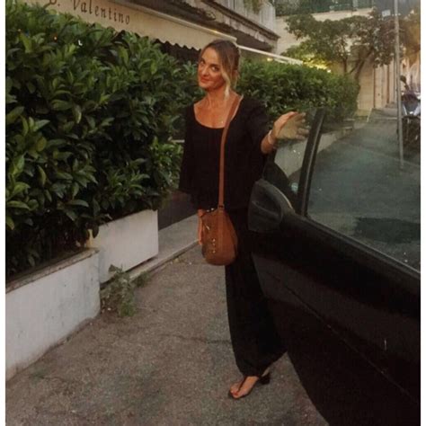 We did not find results for: Serata tra amiche in total black | La Pinella