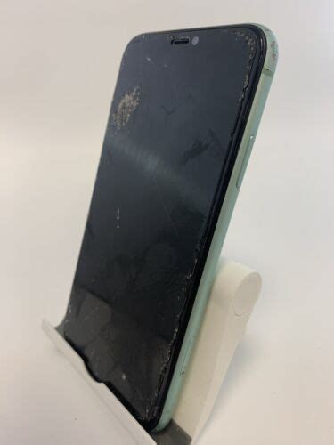 Apple Iphone 11 A2221 Green Ios Smartphone Faulty Cracked Ebay