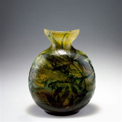 Emile Gallé Nancy 1846 1904 Blown Internal Inclusions And Engraved Glass Vase Gold