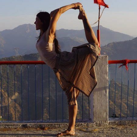 200 Hour Hatha And Vinyasa Flow Yoga Teacher Training In Rishikesh