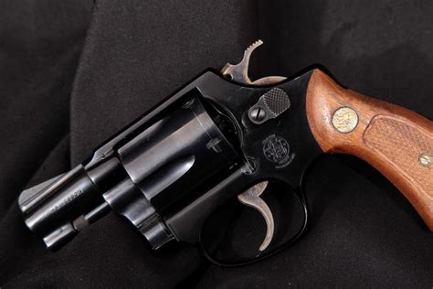Smith And Wesson Sandw Model 37 The 38 Chiefs Special Airweight Blue
