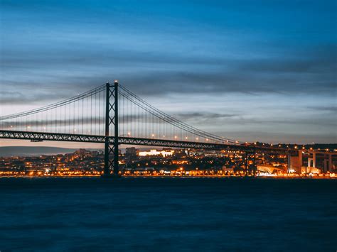 It is often compared to the golden gate bridge in san. Obras na Ponte 25 de Abril entregues ao Consórcio da ...