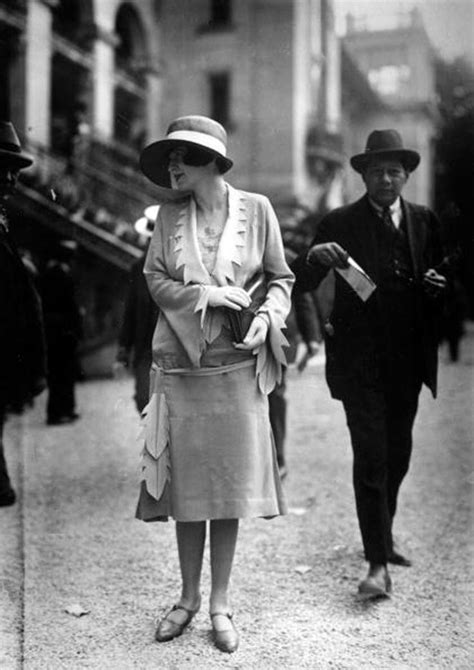 50 fabulous pictures of women s street style from the 1920s 1920s
