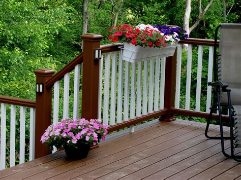 Enhance® decks mix and match with all of our trex railing lines. Trex Transcend Tree House Post and Rail with White ...