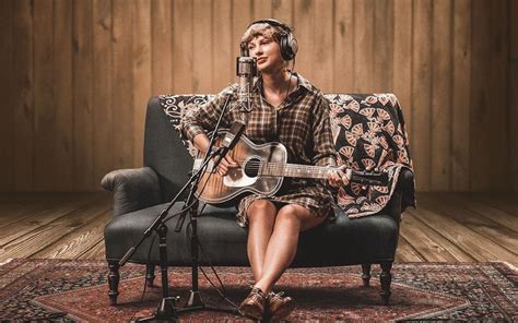 Sebuah website dengan nama itu telah dibuat #ts6, tulis akun. Bukan Selena Gomez Atau Katy Perry, Taylor Swift Rilis ...