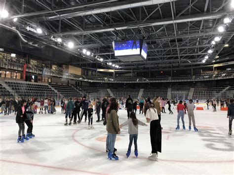 It welcomes international students and researchers who wish to learn french, improve their french language skills, or validate their level with a diploma. La nouvelle patinoire Angers Iceparc ouvre : retour sur l ...