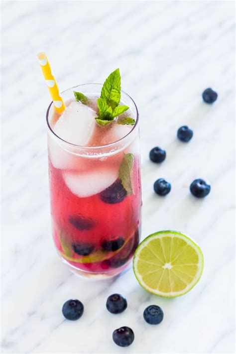 Refreshing And Simple Blueberry Mojito Recipe Made With 6 Ingredients