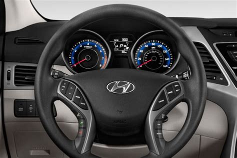 2014 Hyundai Elantra 95 Interior Photos Us News And World Report