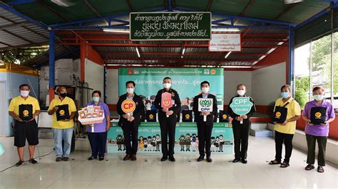ซื้อลิขสิทธิ์ซิมปันสุข มี 2 ทางเลือก(ในเม้นต์) เมื่อมีโอกาส อย่าเพิ่งปฏิเสธ เพราะ ความสำเร็จ อยู่ที่คุณลงมือทำ แม่ทัพภาคที่ 1 และ CPF ลงพื้นที่คลองเตย ร่วมส่งอาหารคุณภาพ ...