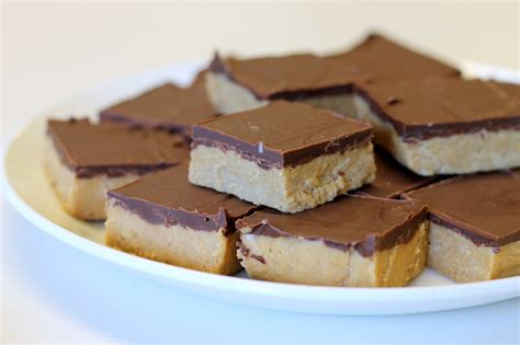 No-Bake Chocolate Peanut Butter Bars