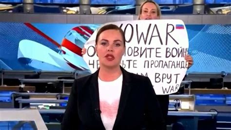 they re lying to you anti war protester interrupts live news bulletin on russian state tv