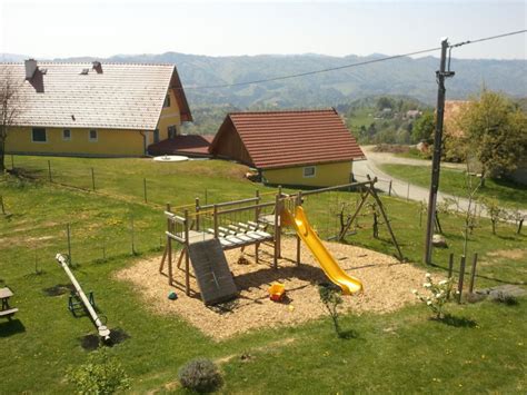 Weitere ideen zu spielplatz, garten spielplatz, kinderspielplatz garten. "Spielplatz im Garten" Kollerhof am Eichberg (Leutschach ...