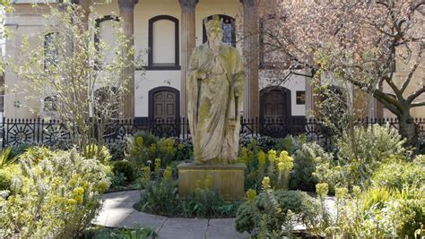 Statue Of King Alfred Trinity Church Square London This Is The